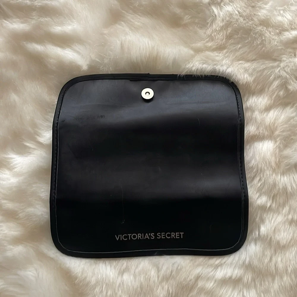Victoria's Secret Makeup brushes and Case 2013 fashion show new nwt vintage